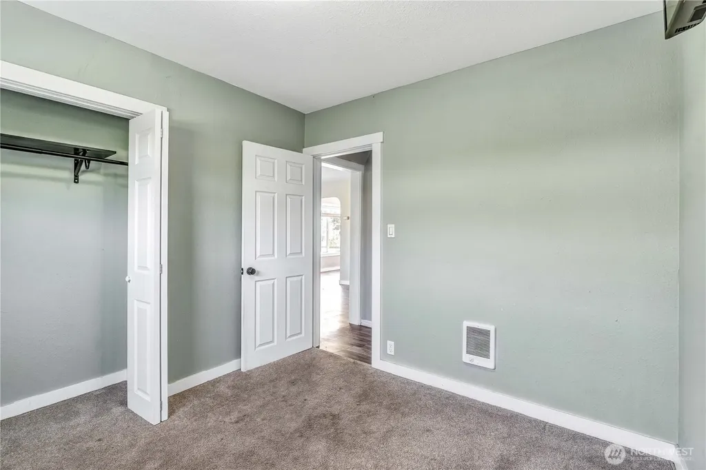 1629 7th Avenue Longview WA 98632