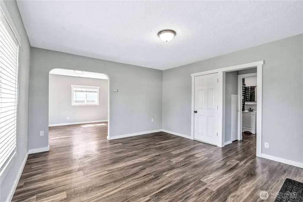 1629 7th Avenue Longview WA 98632