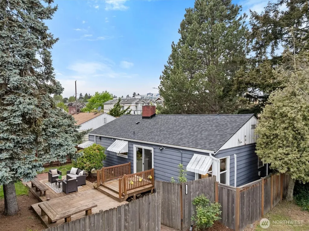 1309 N 85th Street Seattle WA 98103