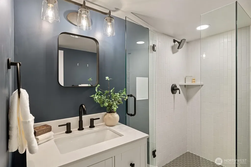 1309 N 85th Street Seattle WA 98103