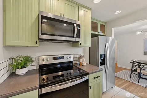 1309 N 85th Street Seattle WA 98103