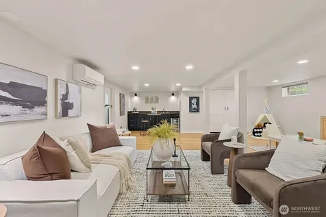 1309 N 85th Street Seattle WA 98103