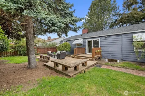 1309 N 85th Street Seattle WA 98103