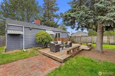 1309 N 85th Street Seattle WA 98103