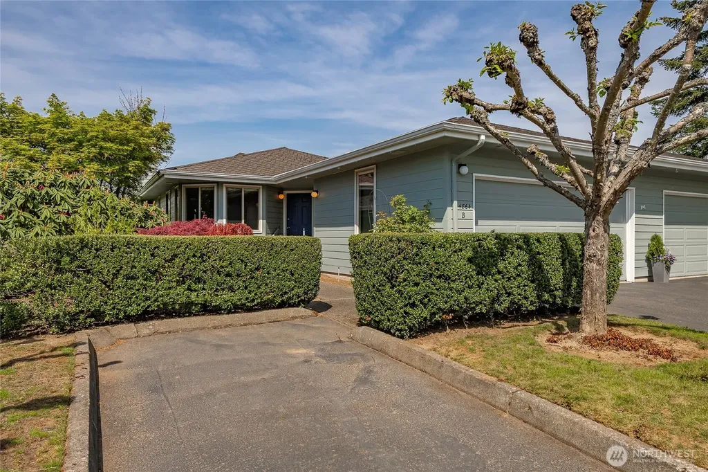 4864 N Village Lane Bellingham WA 98226