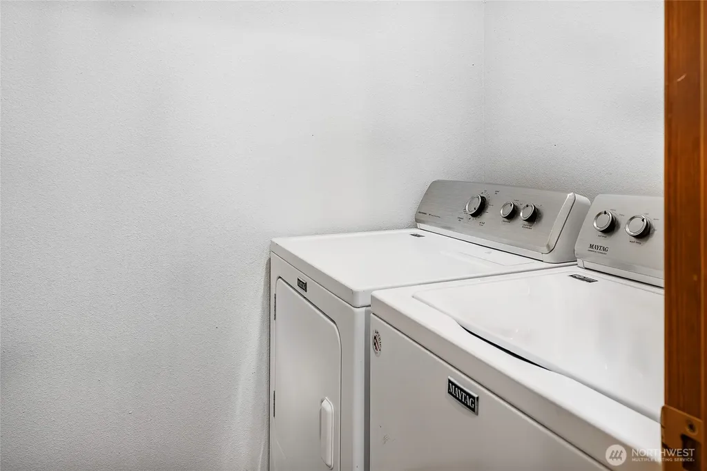4864 N Village Lane Bellingham WA 98226