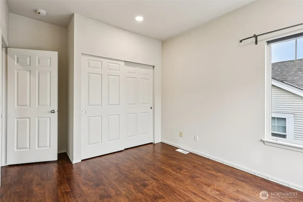 441 S 51st Court Renton WA 98055
