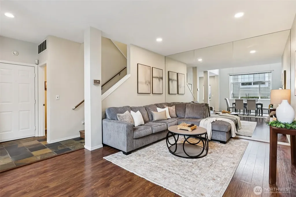 441 S 51st Court Renton WA 98055
