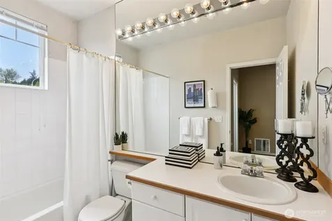 441 S 51st Court Renton WA 98055