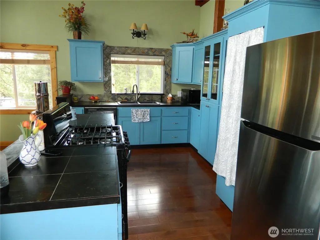 46 Little Bear Lane Tonasket WA 98855