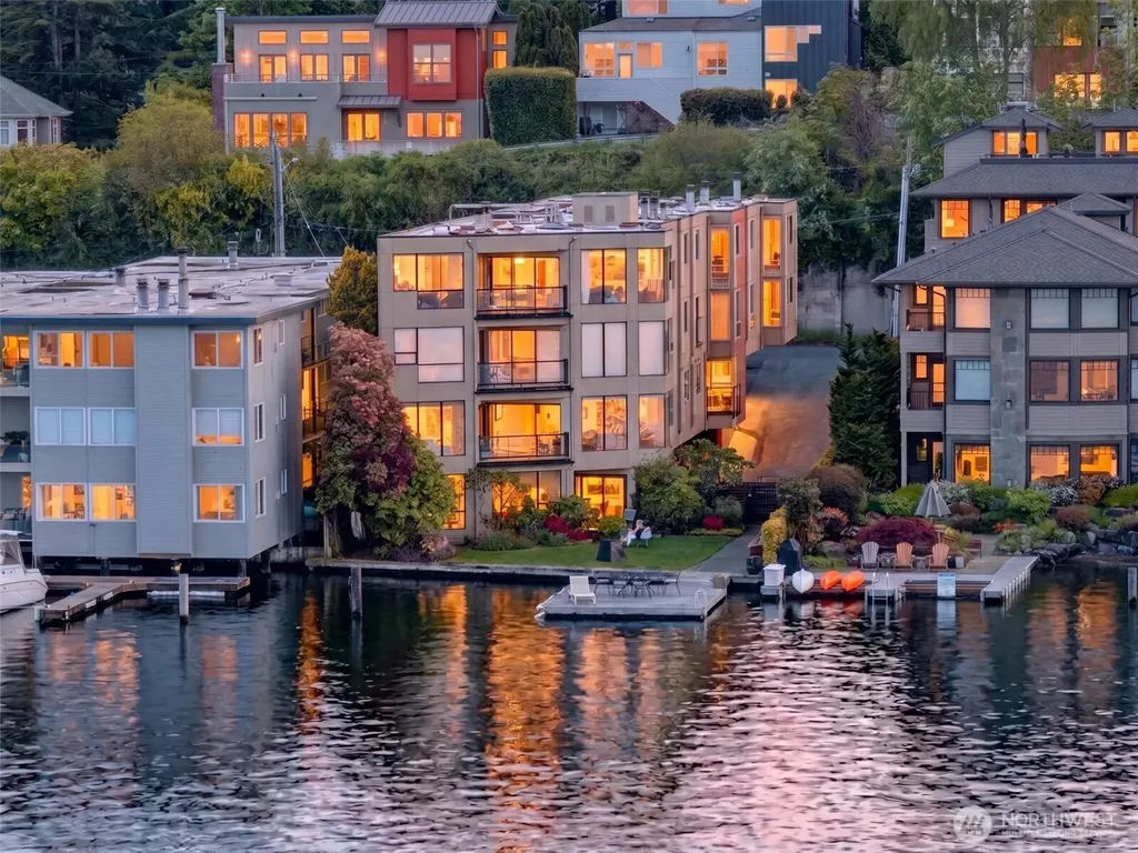 510 Lakeside Avenue S Seattle WA 98144