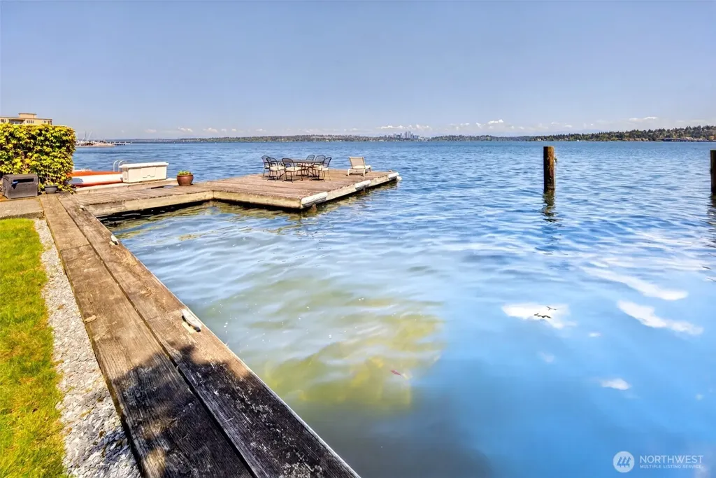 510 Lakeside Avenue S Seattle WA 98144
