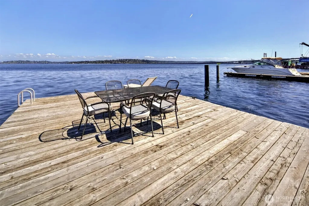 510 Lakeside Avenue S Seattle WA 98144