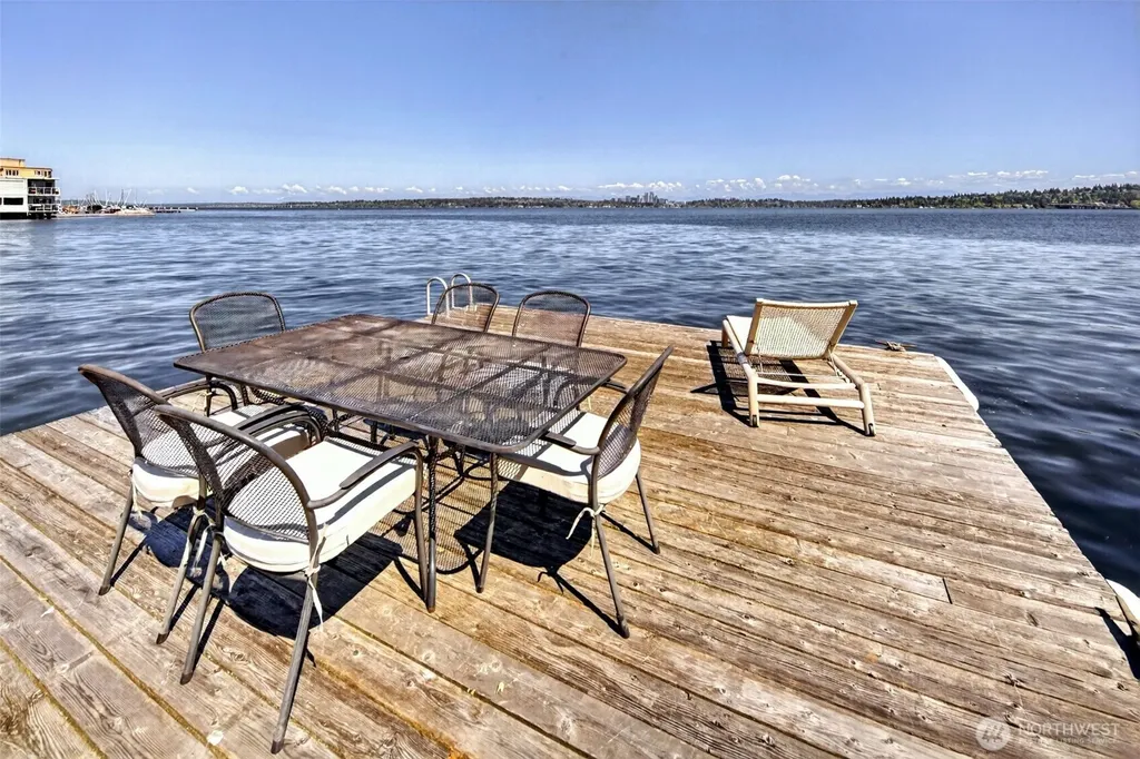 510 Lakeside Avenue S Seattle WA 98144