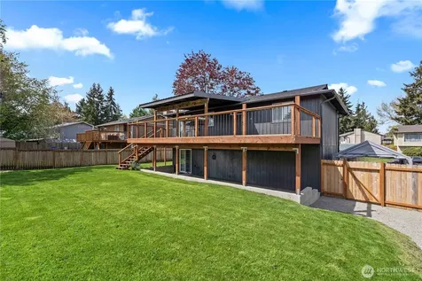5555 34th Street Loop NE Tacoma WA 98422