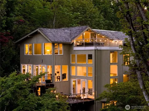 4290 Shoreclub Drive Mercer Island WA 98040