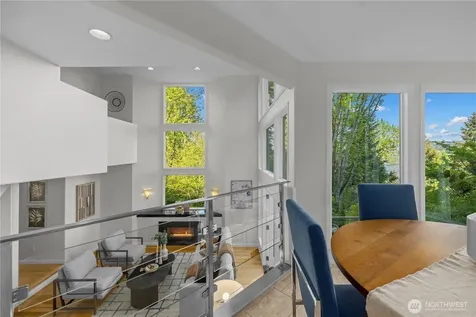 4290 Shoreclub Drive Mercer Island WA 98040