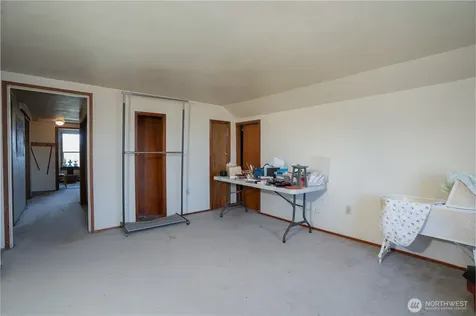 4326 E F Street Tacoma WA 98404