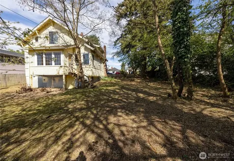 4326 E F Street Tacoma WA 98404