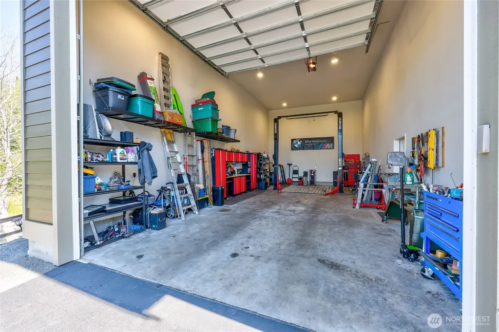 38603 Benchmark Avenue NE Hansville WA 98340