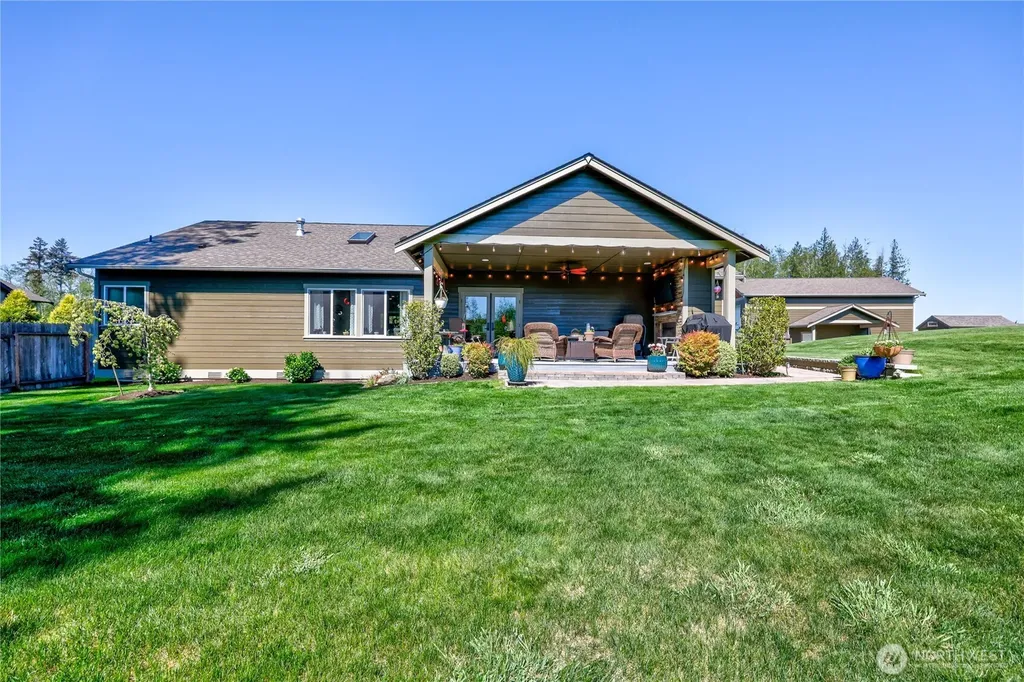 38603 Benchmark Avenue NE Hansville WA 98340