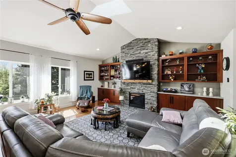 38603 Benchmark Avenue NE Hansville WA 98340