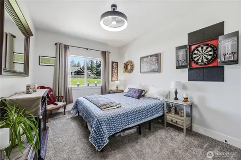 38603 Benchmark Avenue NE Hansville WA 98340