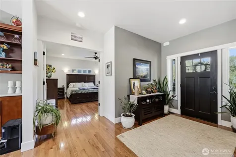 38603 Benchmark Avenue NE Hansville WA 98340
