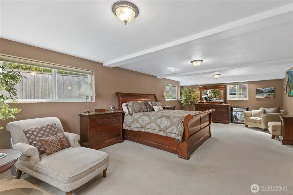 17151 SE Petrovitsky Road Renton WA 98058