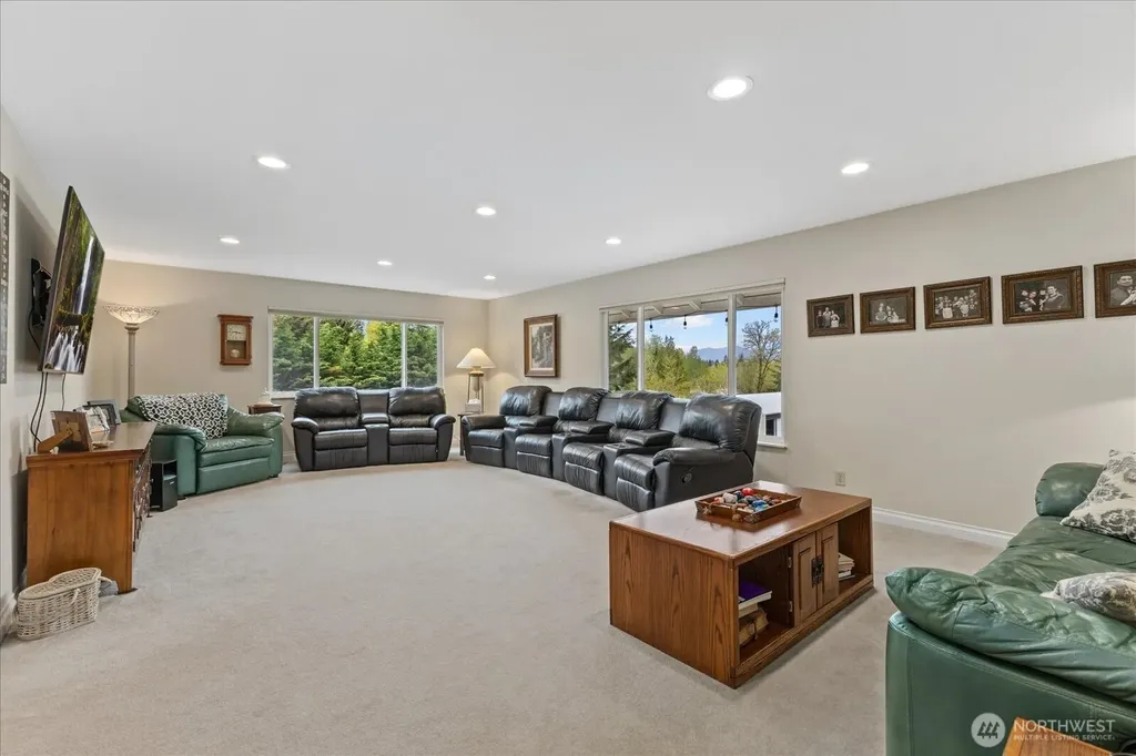 17151 SE Petrovitsky Road Renton WA 98058