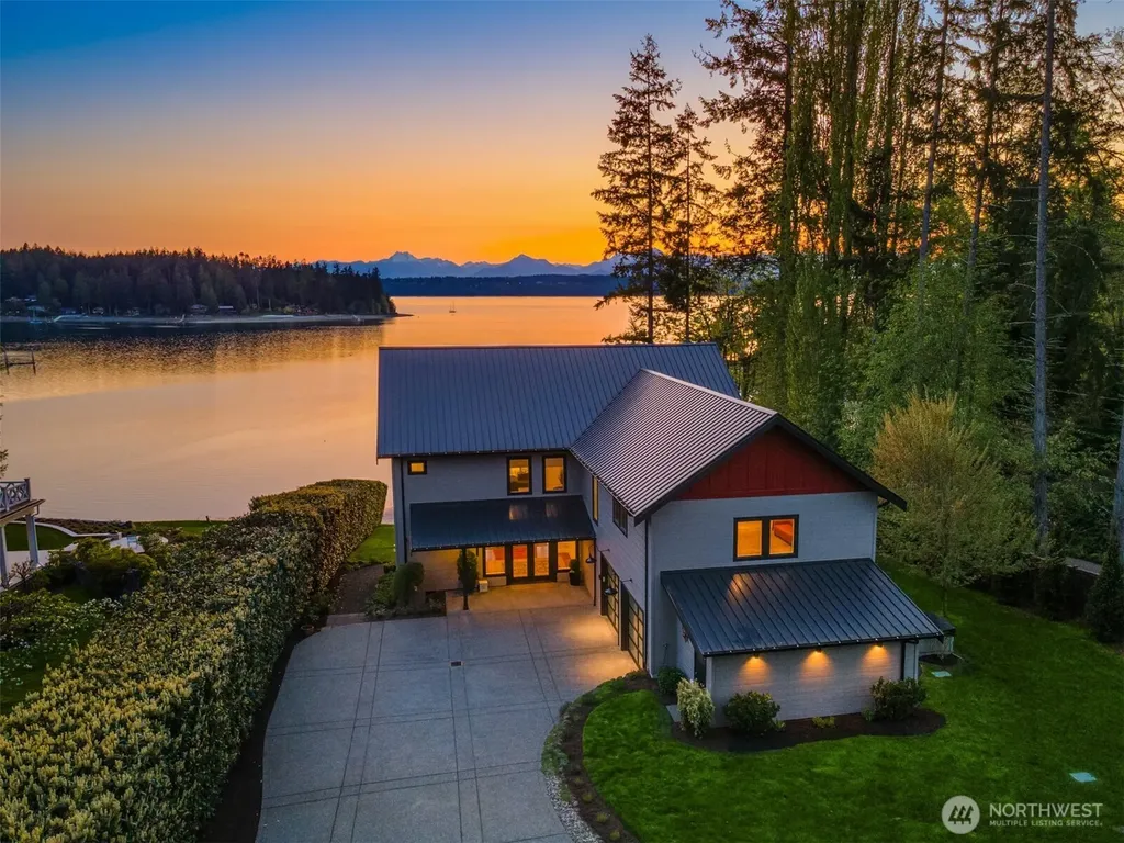6783 NE Bergman Road Bainbridge Island WA 98110