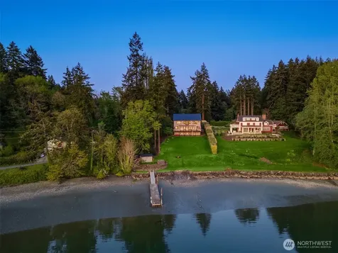6783 NE Bergman Road Bainbridge Island WA 98110