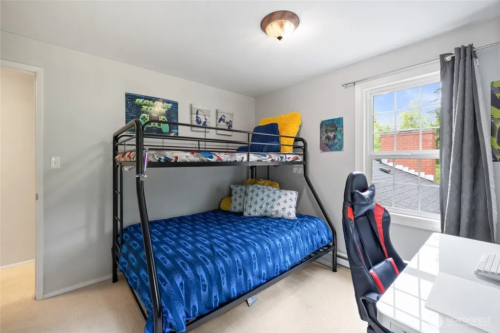 10323 Crescent Valley Drive NW Gig Harbor WA 98332