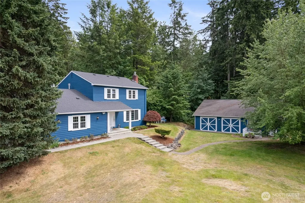 10323 Crescent Valley Drive NW Gig Harbor WA 98332
