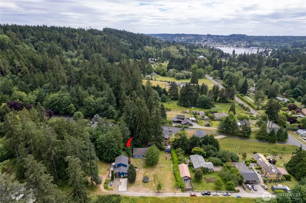 10323 Crescent Valley Drive NW Gig Harbor WA 98332