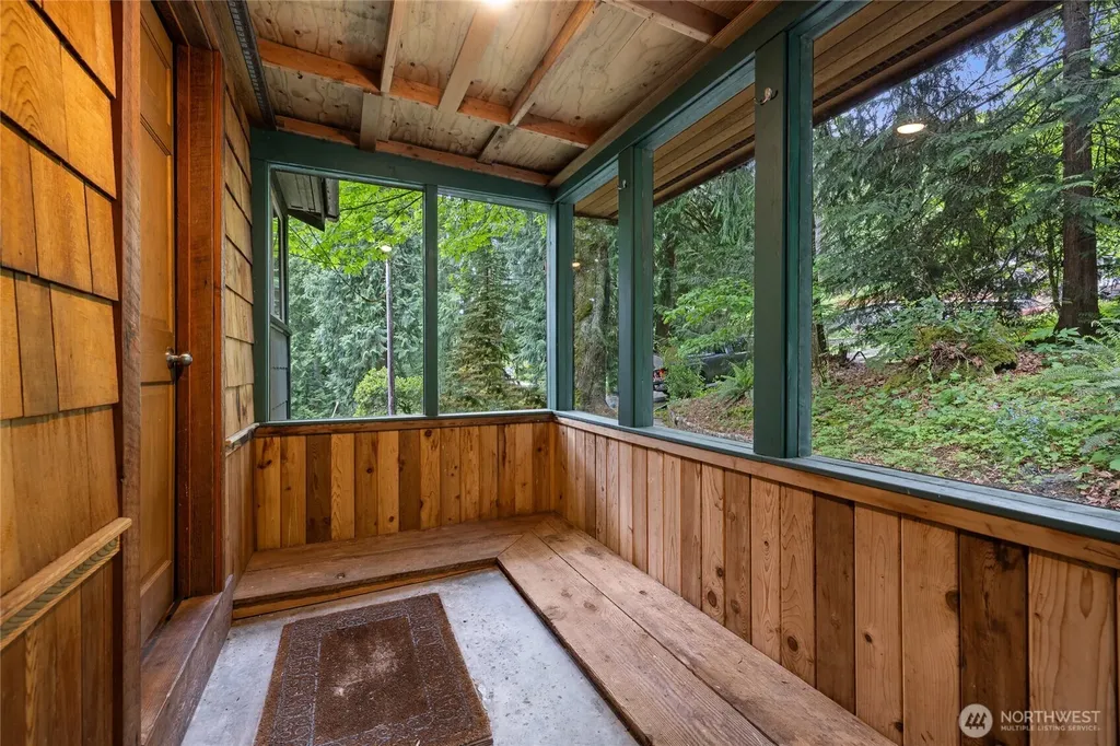 17426 SE 60th Street Bellevue WA 98006