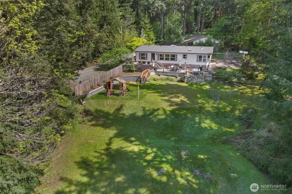 7777 Hellman Road Clinton WA 98236