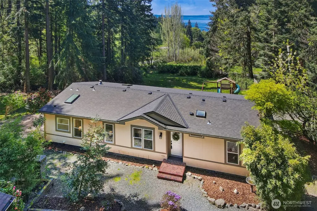 7777 Hellman Road Clinton WA 98236