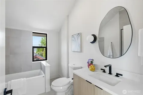 324 NW 80th Street Seattle WA 98117