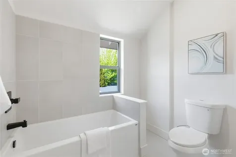 324 NW 80th Street Seattle WA 98117