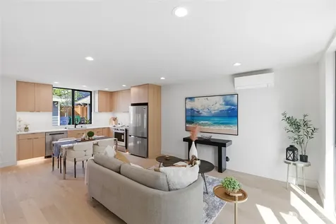 324 NW 80th Street Seattle WA 98117