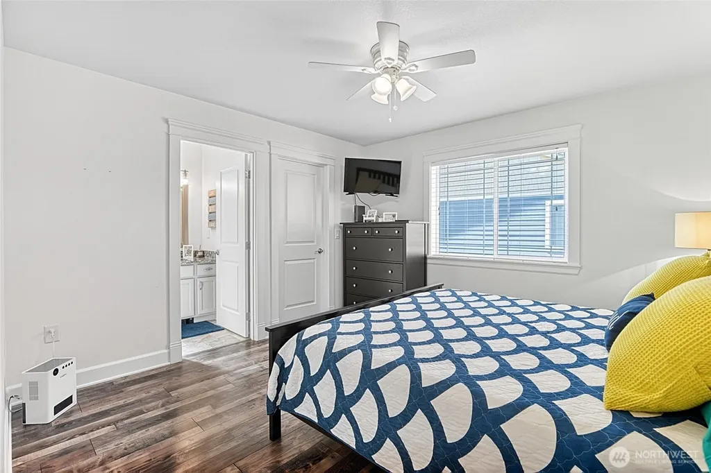 399 Seashore Street SW Ocean Shores WA 98569