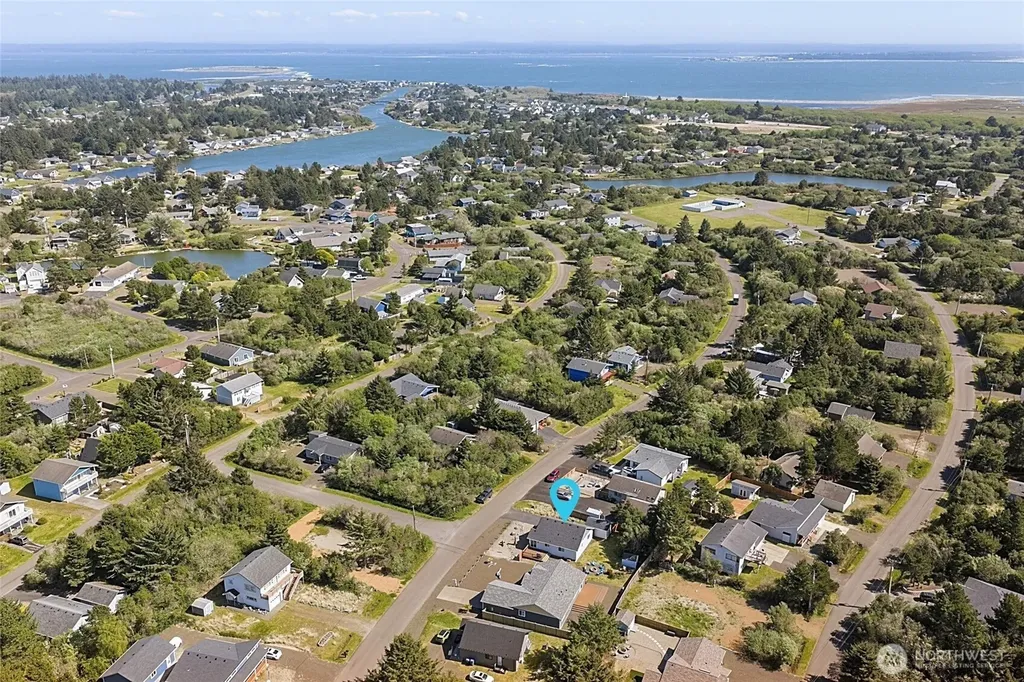 399 Seashore Street SW Ocean Shores WA 98569