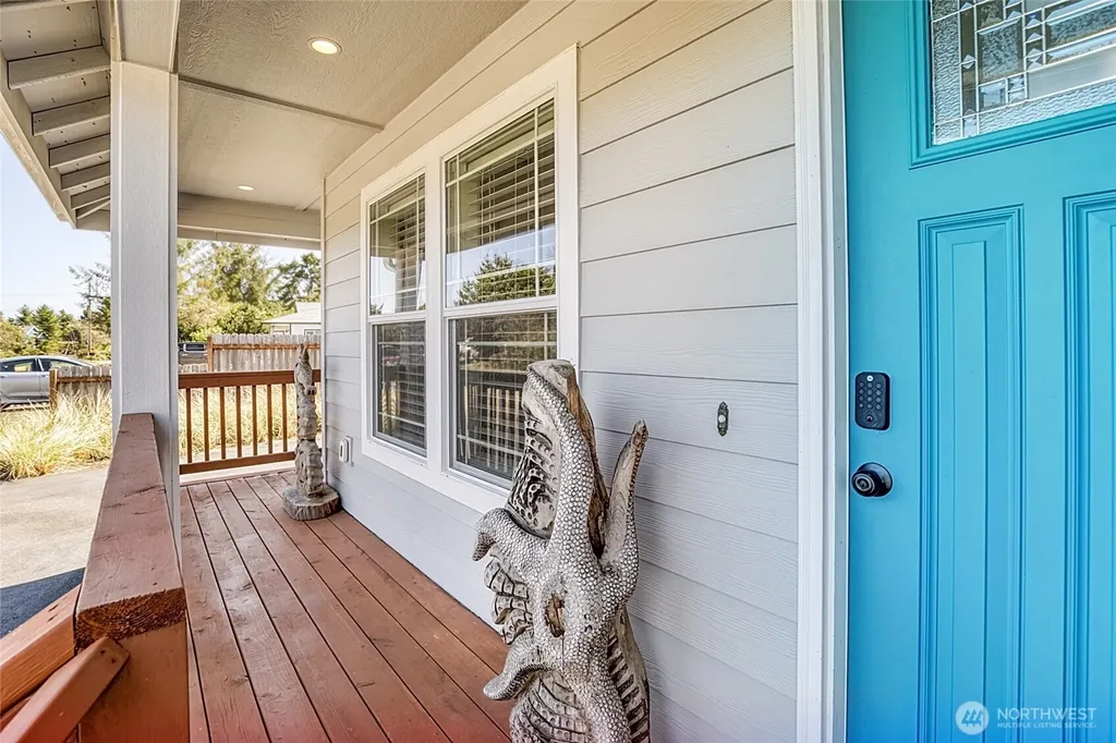 399 Seashore Street SW Ocean Shores WA 98569