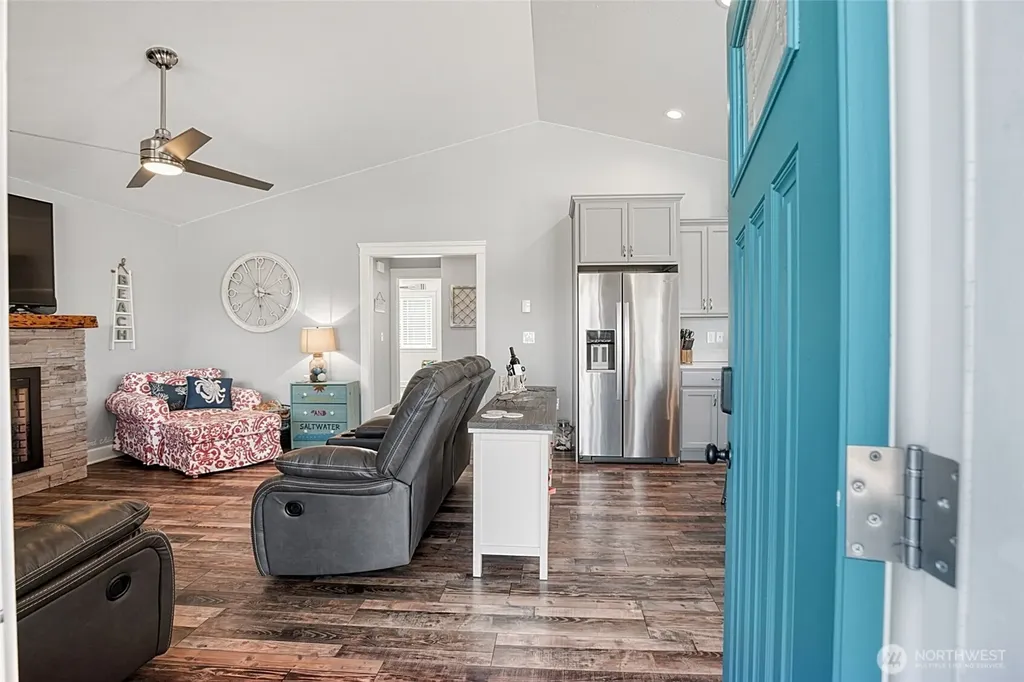 399 Seashore Street SW Ocean Shores WA 98569