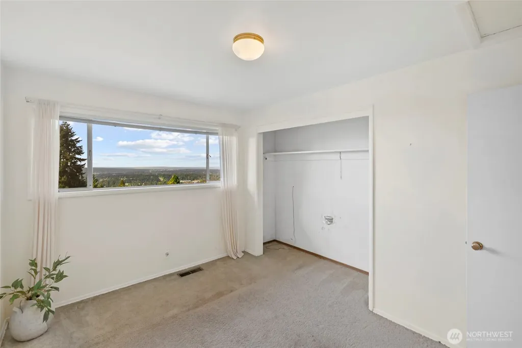 14508 SE 50th Street Bellevue WA 98006
