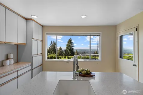 14508 SE 50th Street Bellevue WA 98006