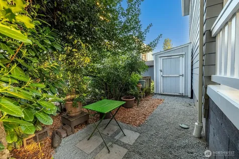 2315 E Spring Street Seattle WA 98122