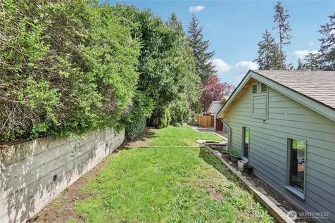 12456 SE 27th Street Bellevue WA 98005
