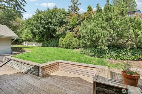 12456 SE 27th Street Bellevue WA 98005